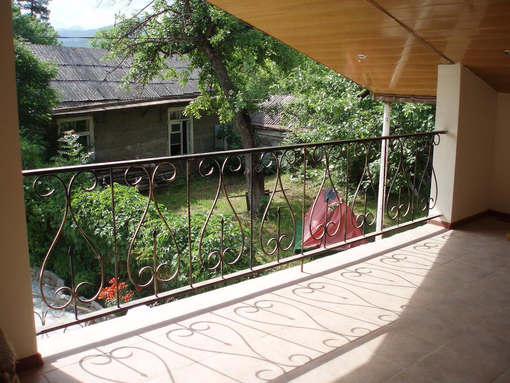 Nina B&B Dilijan Exterior foto
